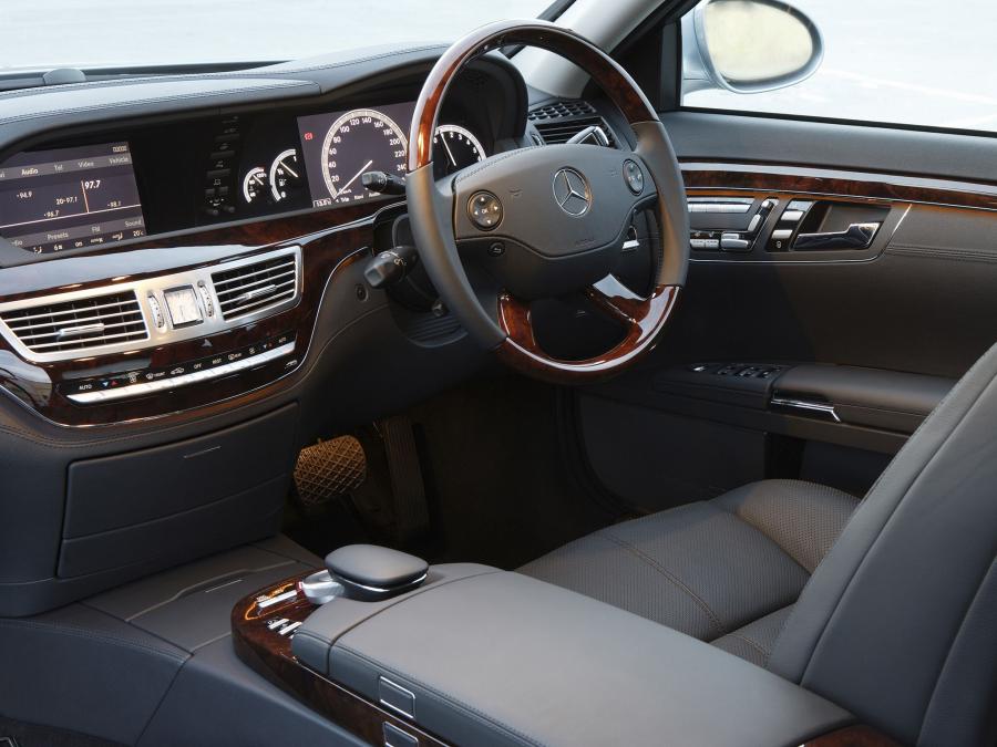  Mercedes-Benz S500 2006 года  (AU) (фото 26 из 28)